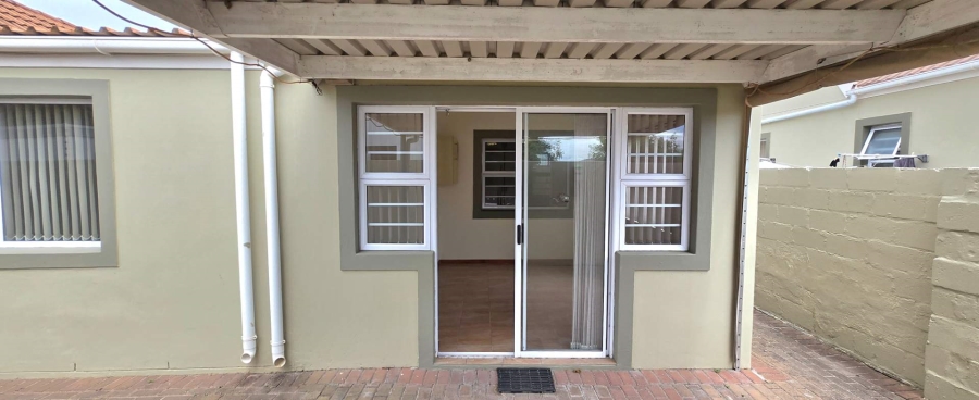 3 Bedroom Property for Sale in Franskraal Western Cape